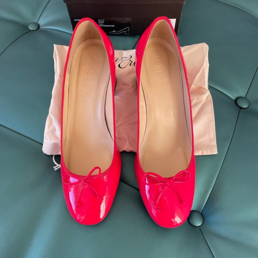 J.CREW PATENT BALLET PUMP 8, PROVIDENCE RED